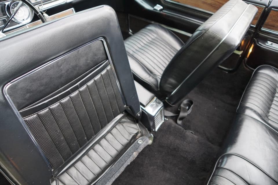 La très énorme Cadillac Eldorado convertible 1965. 1965_c22