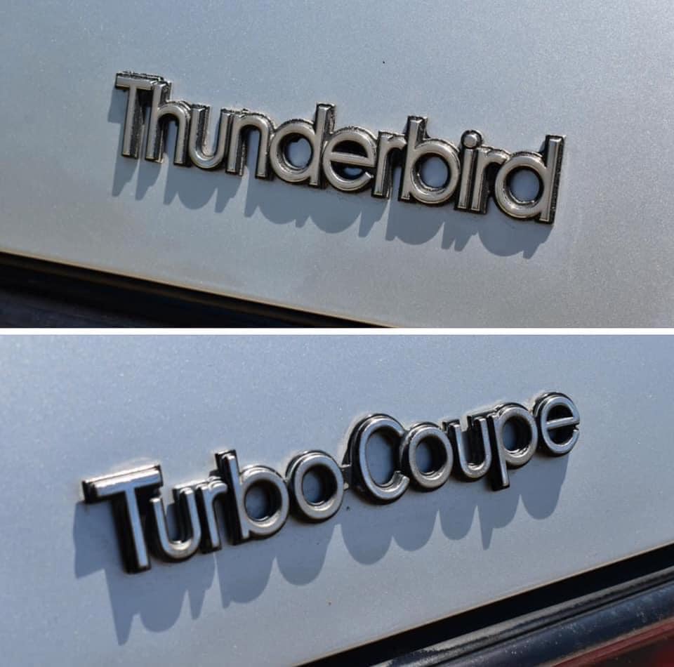 La moderne Ford Thunderbird Turbo Coupe 1988. 1988_f55
