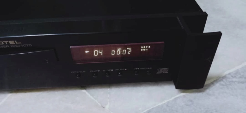 Rotel RCD 1070 CD player (used)(Sold) Rotel213