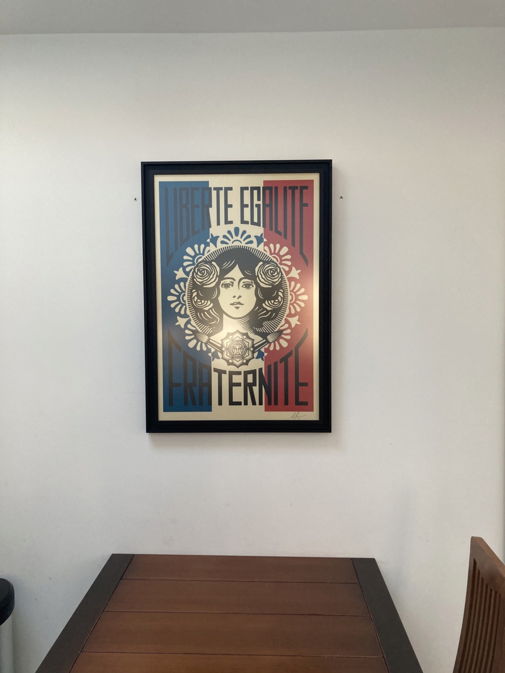 Shepard Fairey : artiste issu du milieu du skateboard! Img_4812