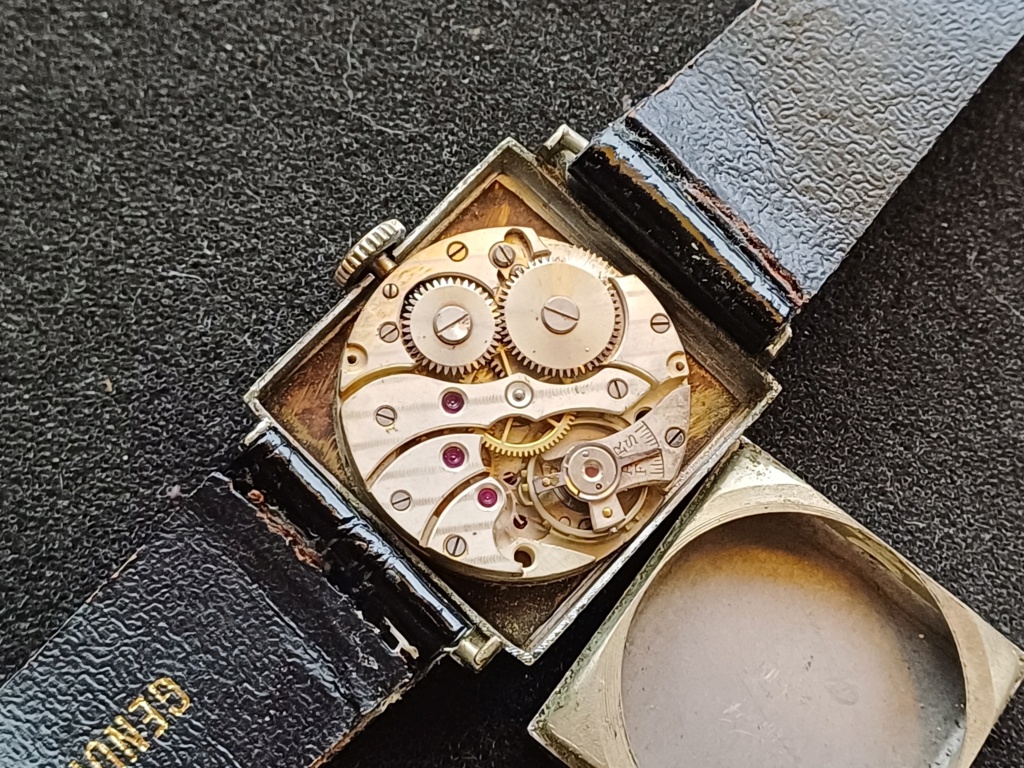 montre femme - [ICI vos demandes d'IDENTIFICATION et RENSEIGNEMENTS de vos montres] - Page 8 20240110