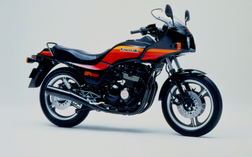 Essai GPZ 550 revues  Kawasa52