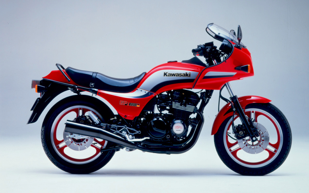 Essai GPZ 550 revues  Kawasa54