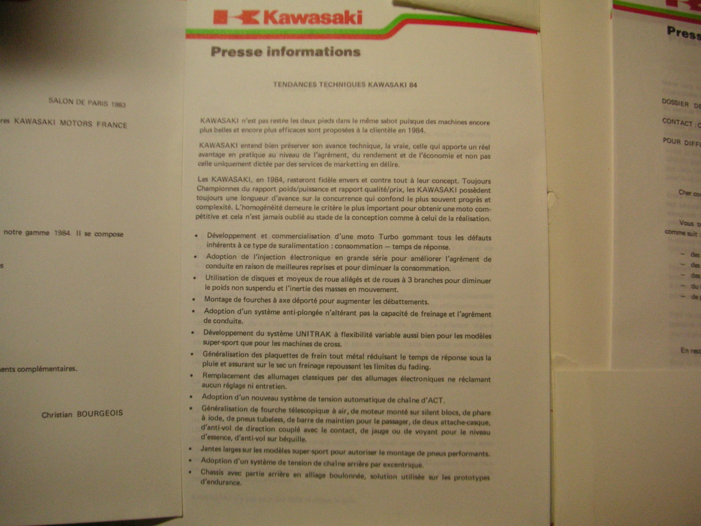 Brochures et Publicités sur les KAWASAKI KZ/Z   70/80'S - Page 3 Pict0674