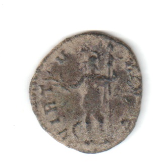 Antoniniano de Claudio II. VIRTVS AVG. Virtus estante a izq. Roma. Claud211