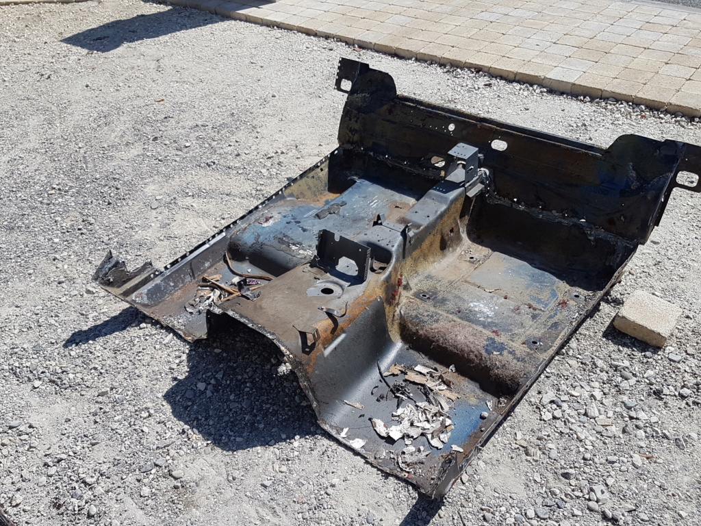 Corvette C3 76 en cours de restauration - Page 9 20180469