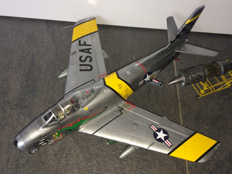 F-86 Sabre "The Huff" Academy 1/48 Img_1319