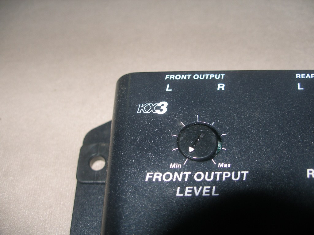 WTS Kicker 3-Way Electronic Crossover KX3