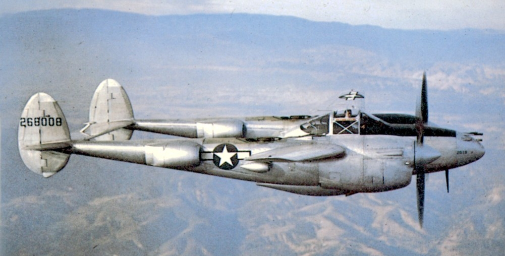 Lightning P-38 L  HASEGAWA au 1/72  VINTAGE  - Page 2 Lockhe12