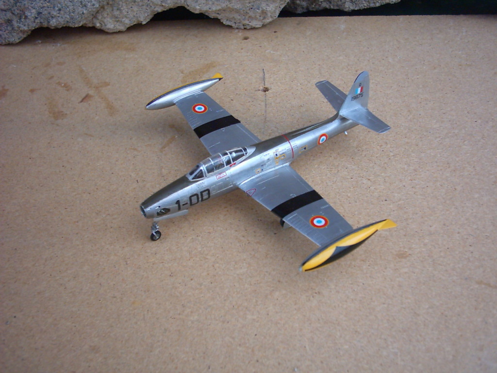 Thunderjet de l'Armée de l'air. Heller 1/72 (VINTAGE) Republ57