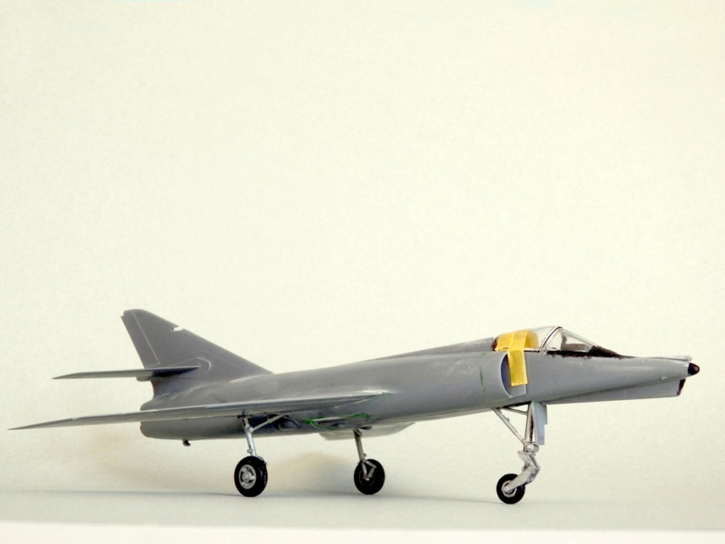 DASSAULT ETENDARD IV M 1974 1/50ème Réf L500 - Page 2 Zotend63