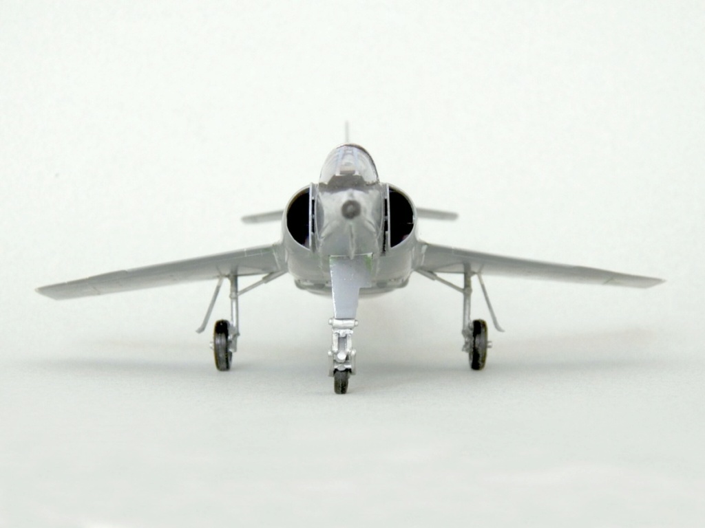 DASSAULT ETENDARD IV M 1974 1/50ème Réf L500 - Page 2 Zotend66