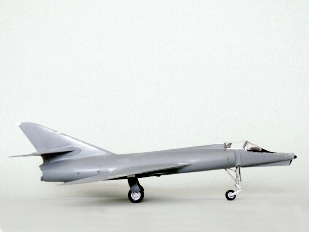 DASSAULT ETENDARD IV M 1974 1/50ème Réf L500 - Page 2 Zotend67