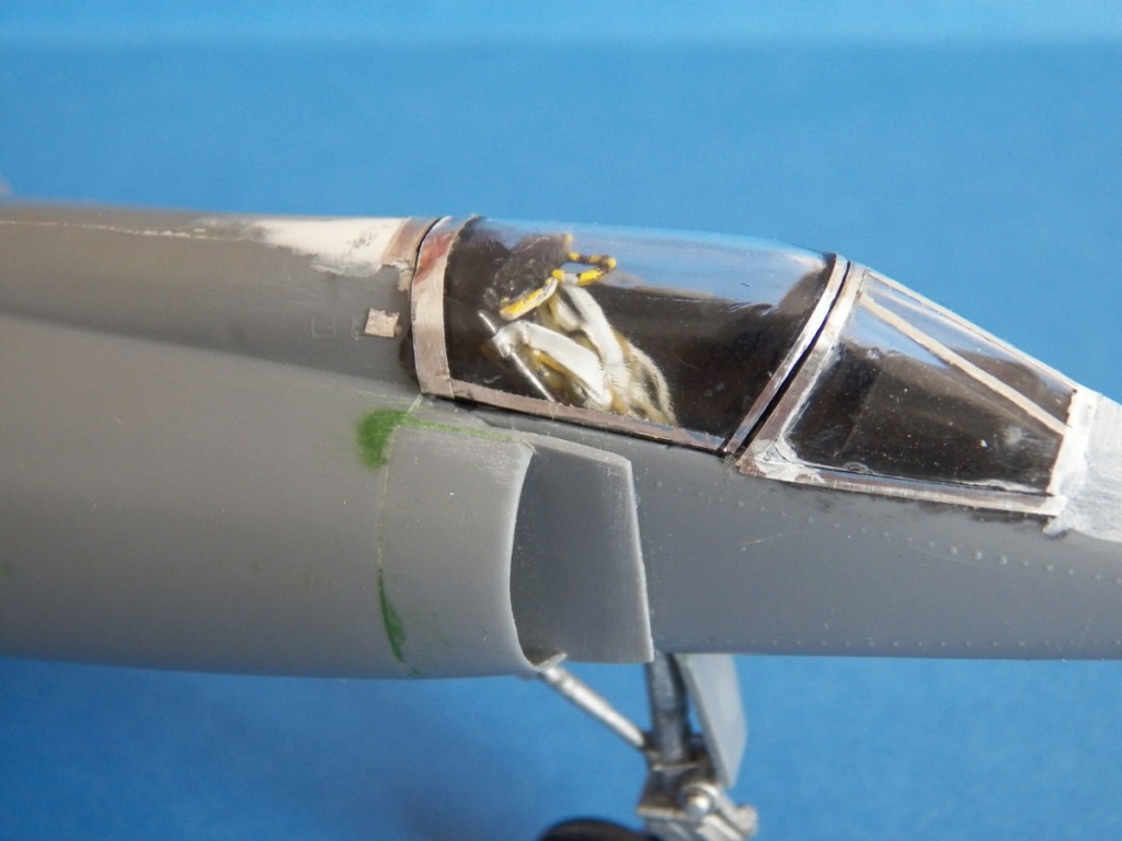 DASSAULT ETENDARD IV M 1974 1/50ème Réf L500 - Page 2 Zotend74