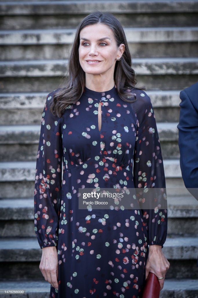 REINA LETIZIA - Página 37 1042