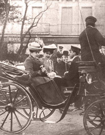 ALFONSO XIII Y VICTORIA EUGENIA DE BATTENBERG 1906-010