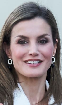 JOYAS DE  LA REINA LETIZIA - Página 10 3e710811