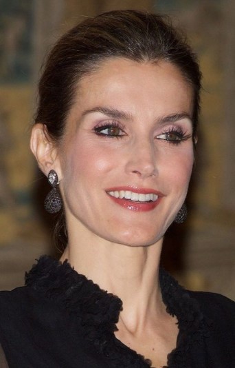 JOYAS DE  LA REINA LETIZIA - Página 10 Diaman10