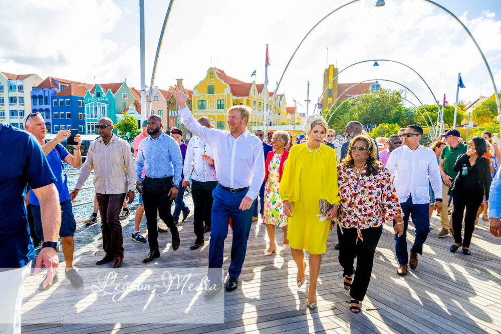 VISITA DE DOS SEMANAS A LAS COLONIAS HOLANDESAS EN EL CARIBE - Página 2 Fn-dwl15