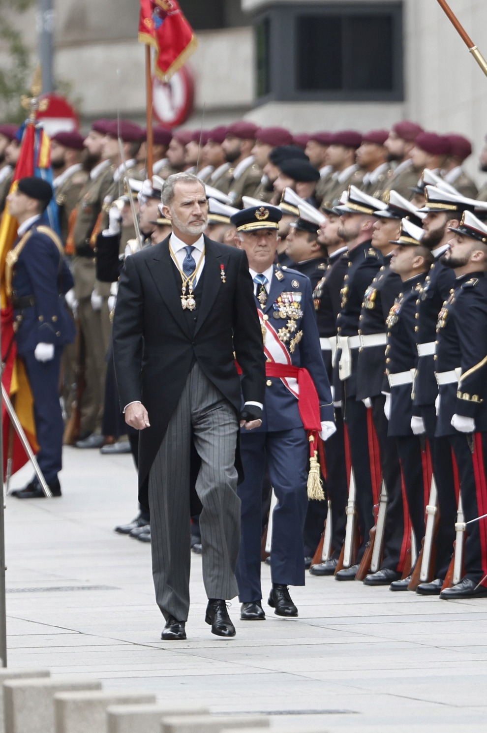 JURA DE BANDERA Y ACTOS PREVIOS. JURA DE LA CONSTITUCIÓN,MAYORÍA DE EDAD DE S.A. R. LA PRINCESA DE ASTURIAS, LEONOR DE BORBÓN - Página 9 Fotos-30