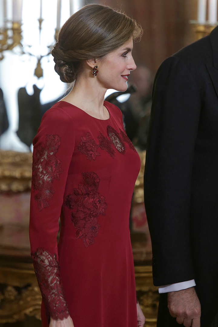 JOYAS DE  LA REINA LETIZIA - Página 10 Mejore10