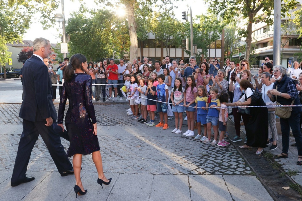 ACTOS CONJUNTOS DE LOS REYES O LA FAMILIA REAL I - Página 37 Rr_con12