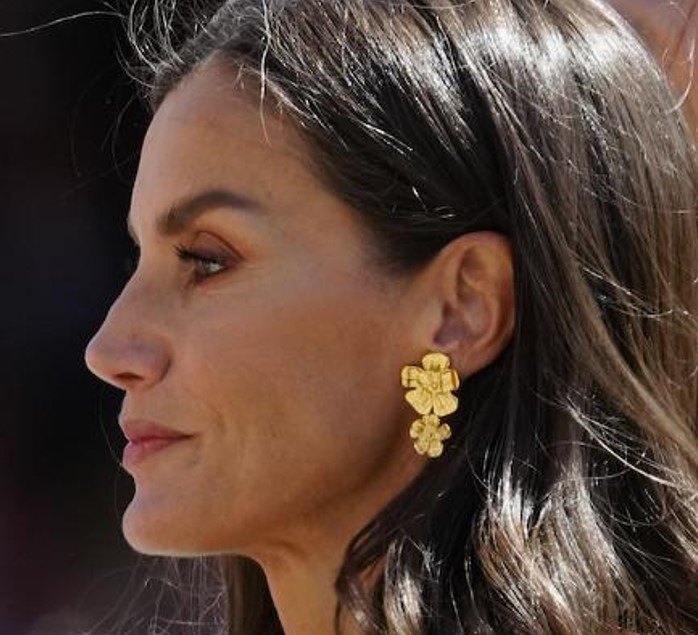 JOYAS DE  LA REINA LETIZIA - Página 19 Scre4464