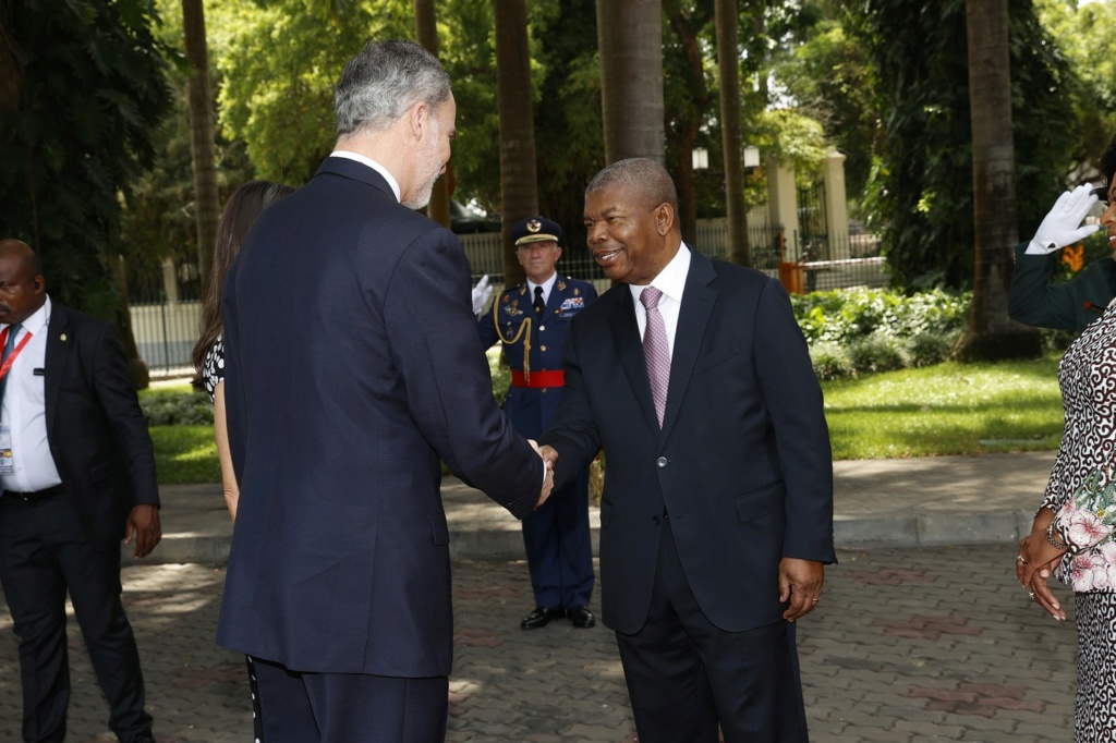 VISITA DE ESTADO A LA REPÚBLICA DE ANGOLA: 6 AL 8 FEBRERO 2023 - Página 2 Sm_via22