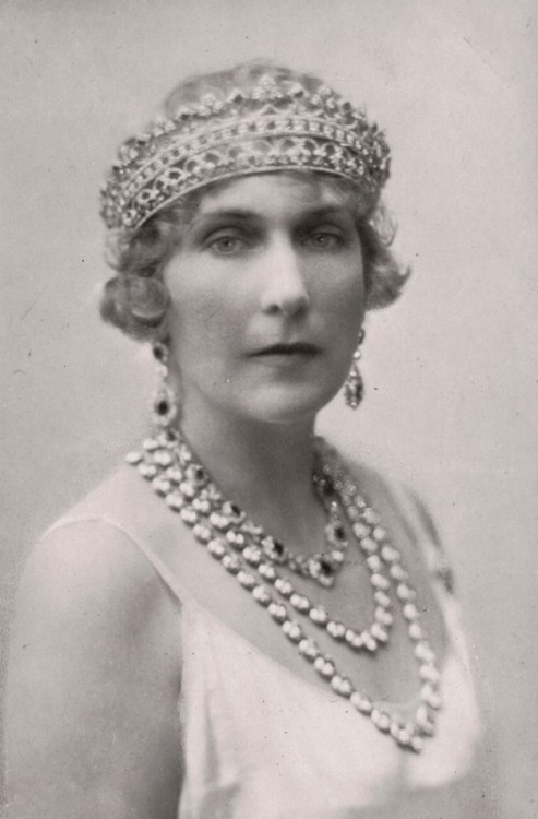 VICTORIA EUGENIA DE BATTENBERG - Página 8 Tumblr42