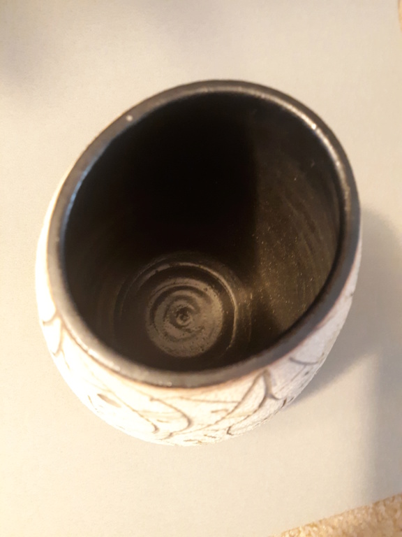 Please help ID this vase with carved fish? 20210118