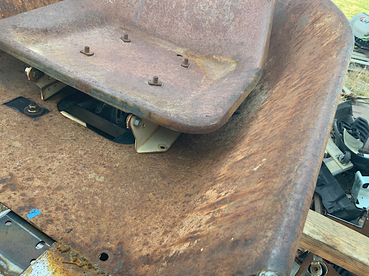 A Rat Rod Wheelbarrow Bucket T Tractor/Kart for my Grandson - Page 6 4bcc7510