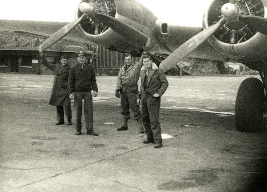 Atterrissage B17 10 novembre 1944 Bordeaux  1st_lt11