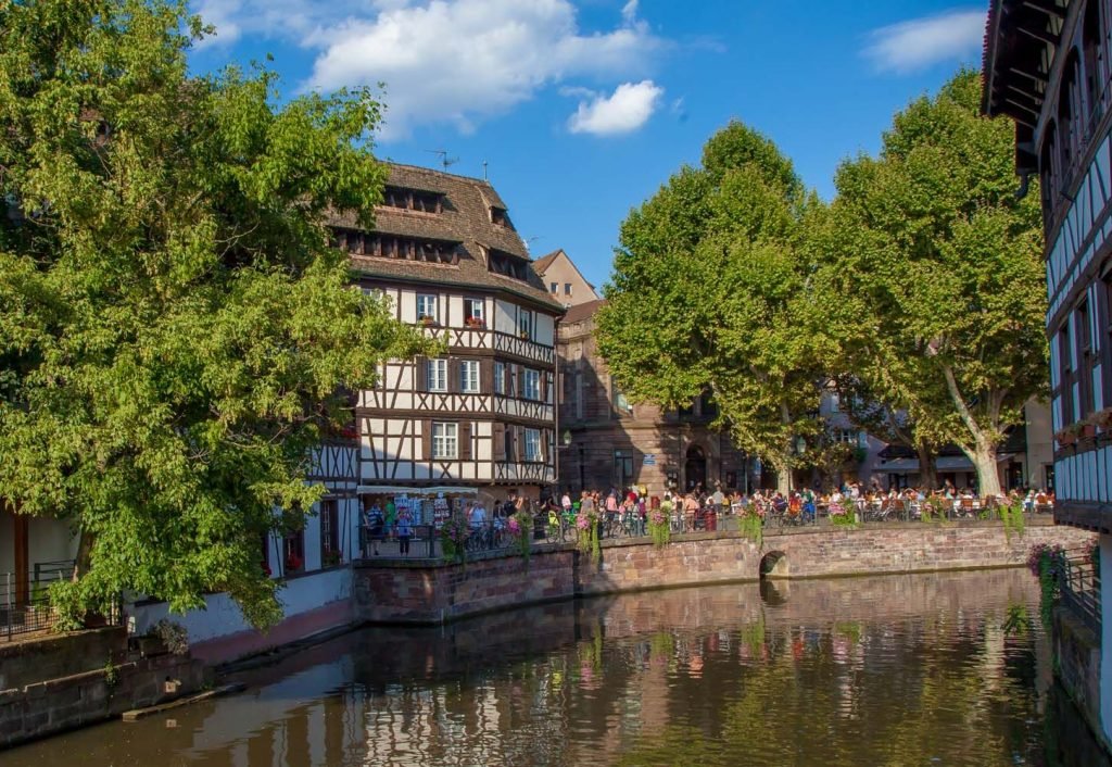 => Alsace Département 67/68 - Les Ponts Couverts et La Petite France à Strasbourg 02-pet10