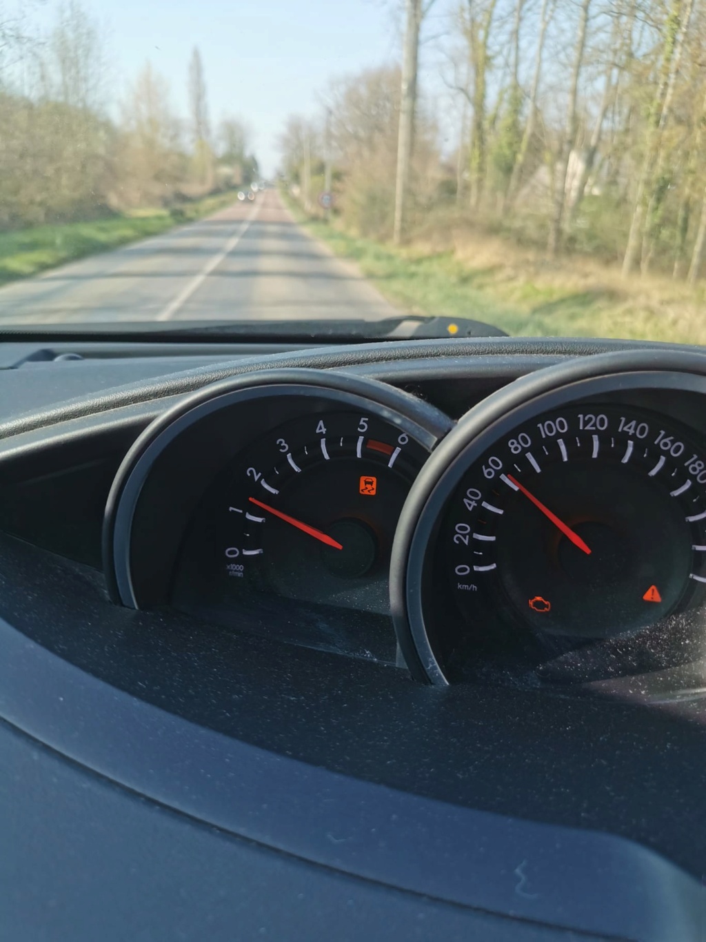 voyant moteur, antipatinage et message "verifier le systeme vsc"