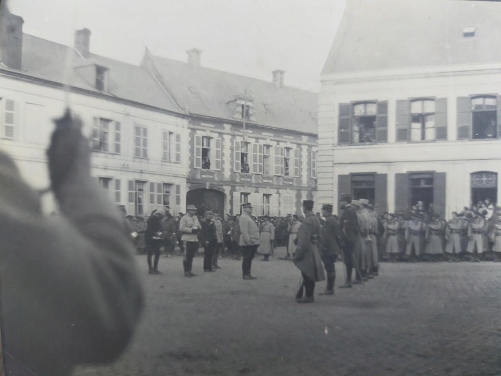 Remise de décorations, maréchal Joffre, Aubigny, 1er avril 1915. Img20483