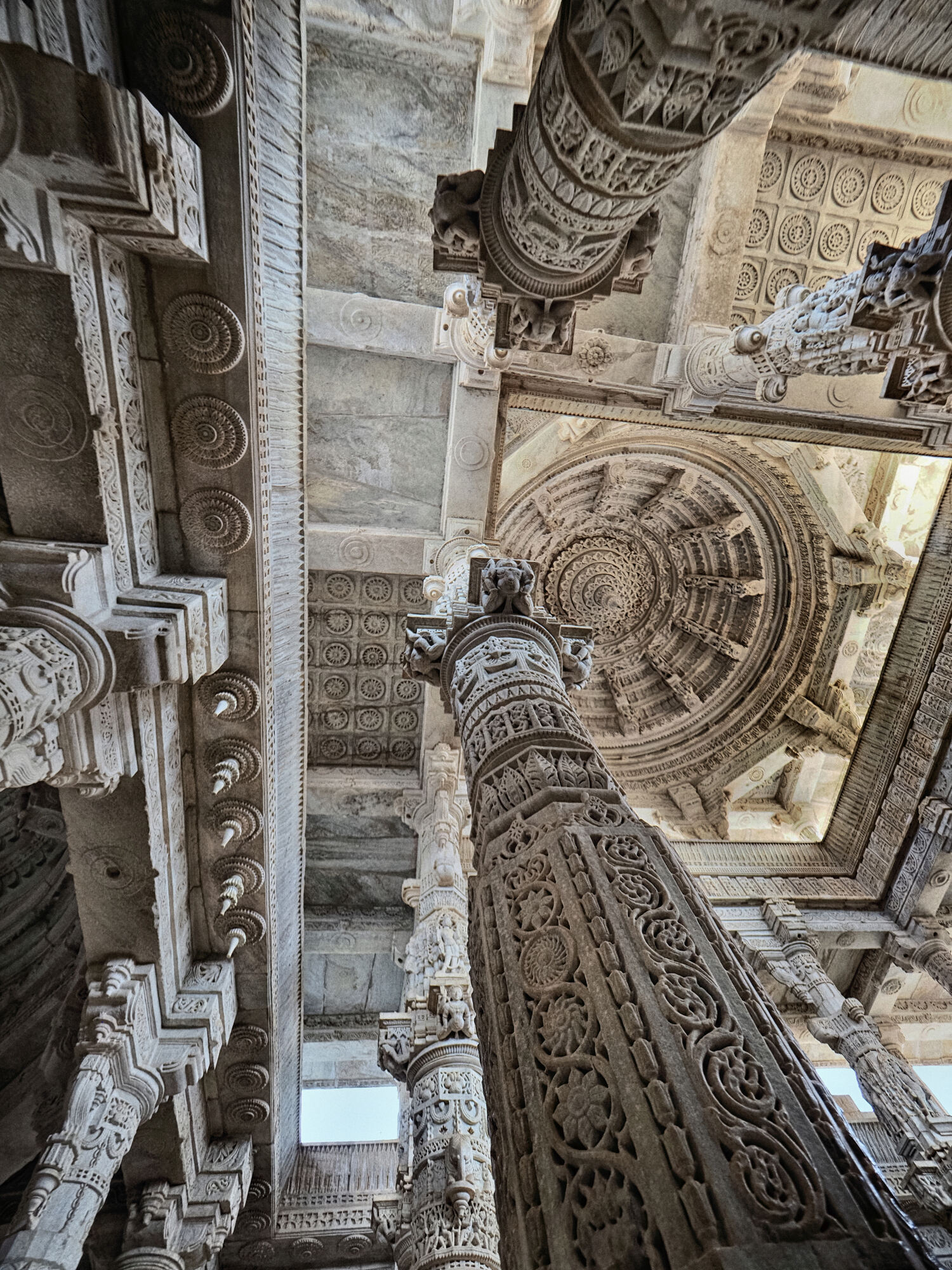 [Architecture_et_Graphisme]  ☞ Temple de Ranakpur 007_pb11