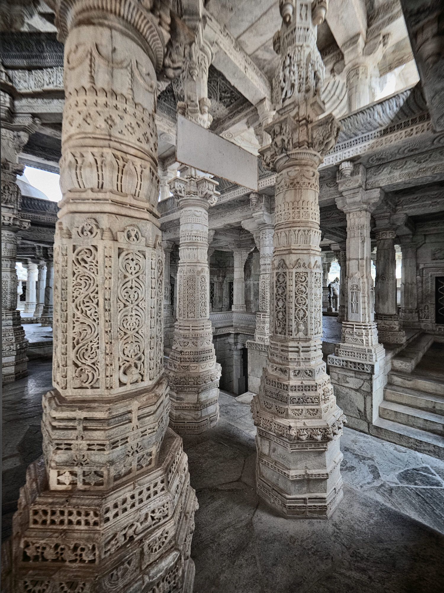 [Architecture_et_Graphisme]  ☞ Temple de Ranakpur 012_pb11