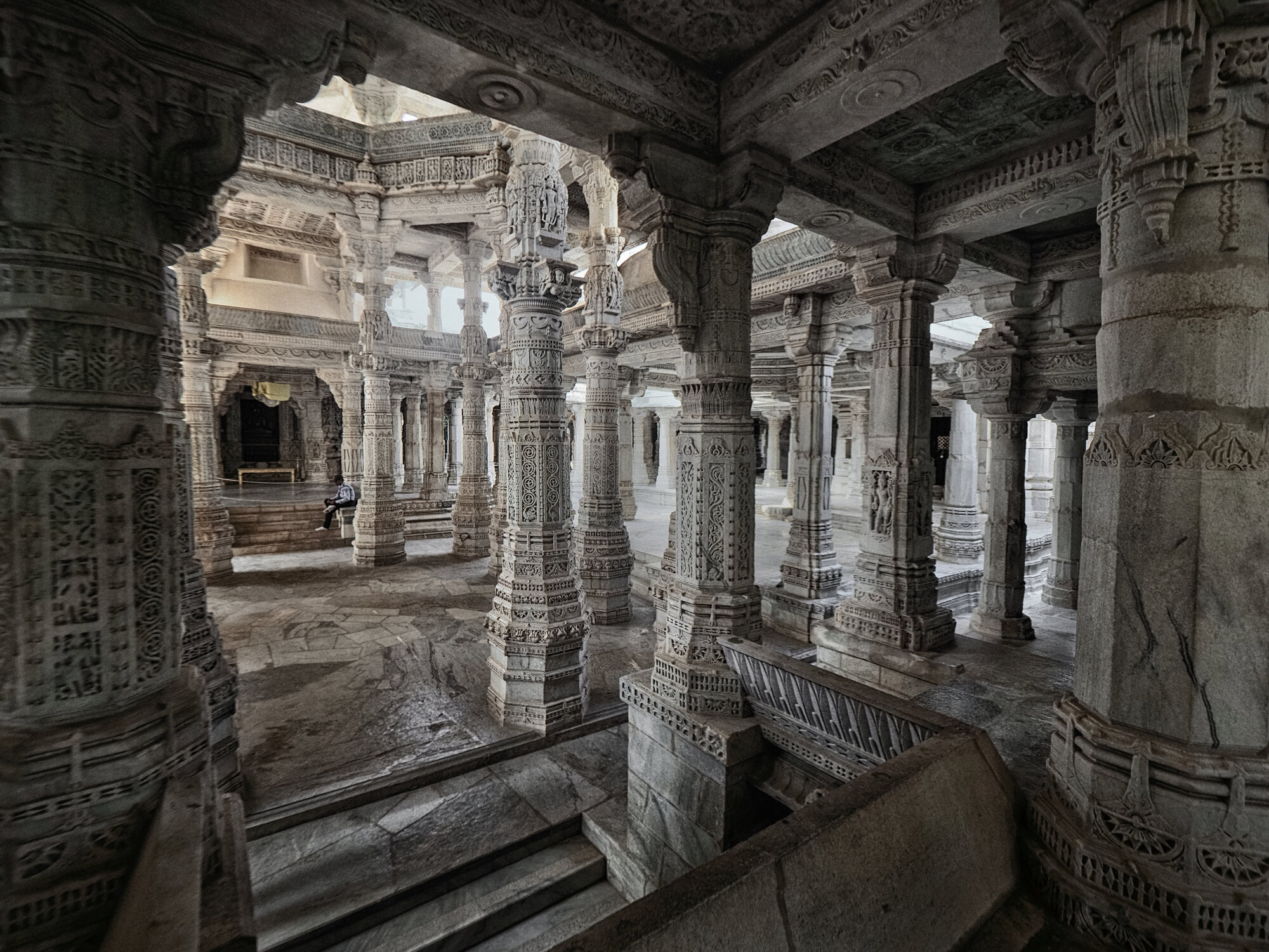 [Architecture_et_Graphisme]  ☞ Temple de Ranakpur 023_pb10