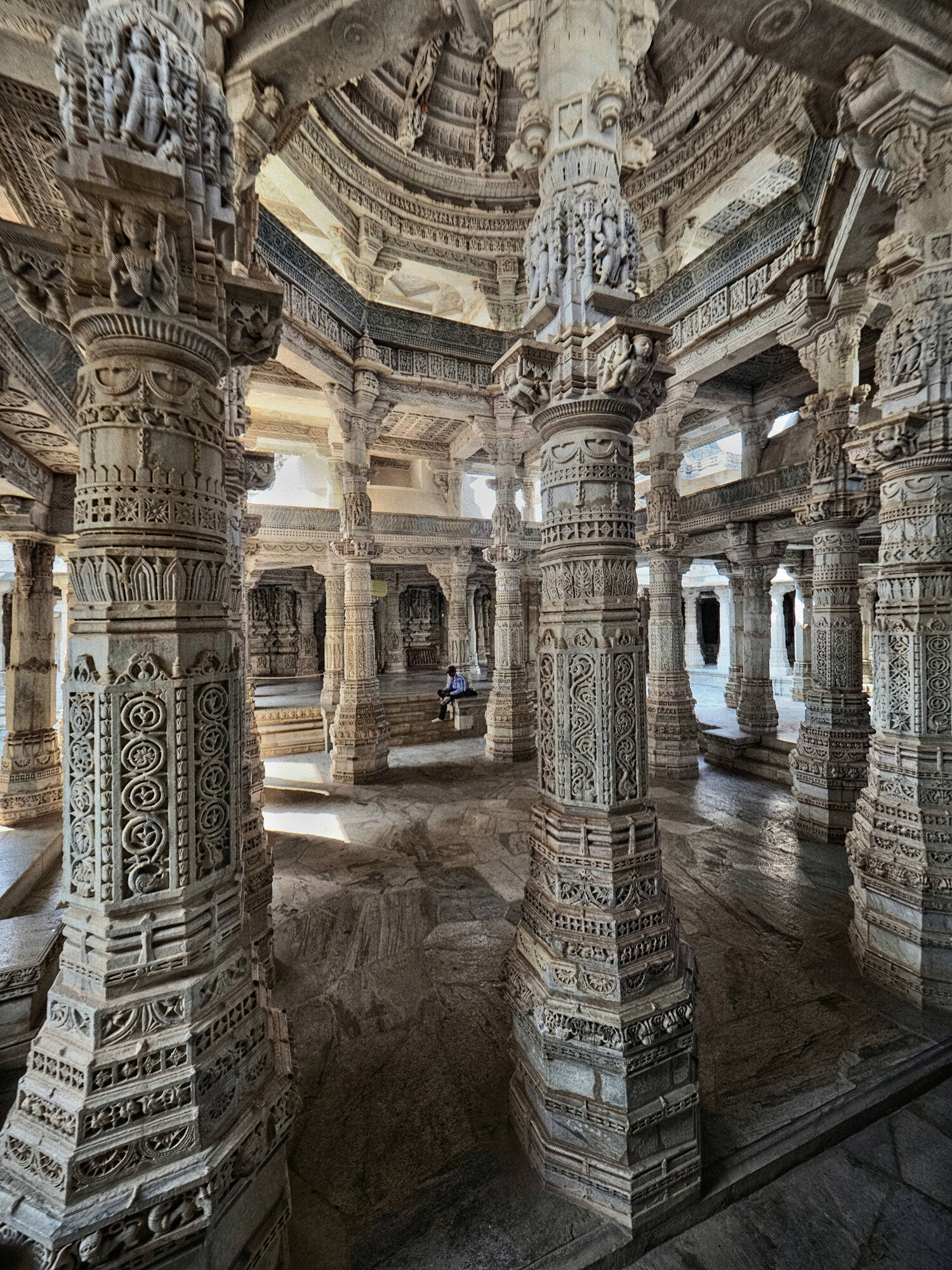 [Architecture_et_Graphisme]  ☞ Temple de Ranakpur 033_pb12