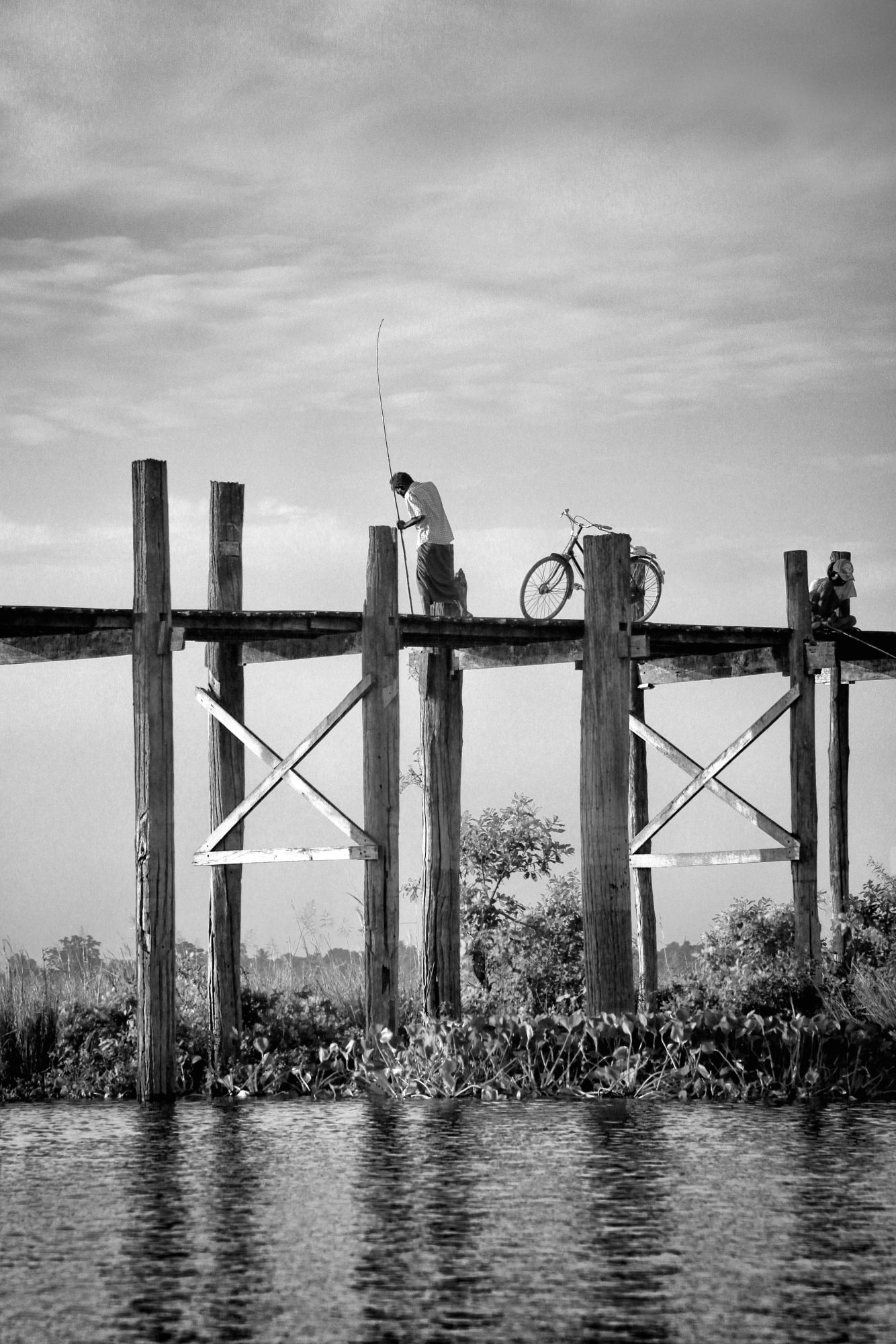 [Noir_et_Blanc]  ☞ Sur le pont Img_9514