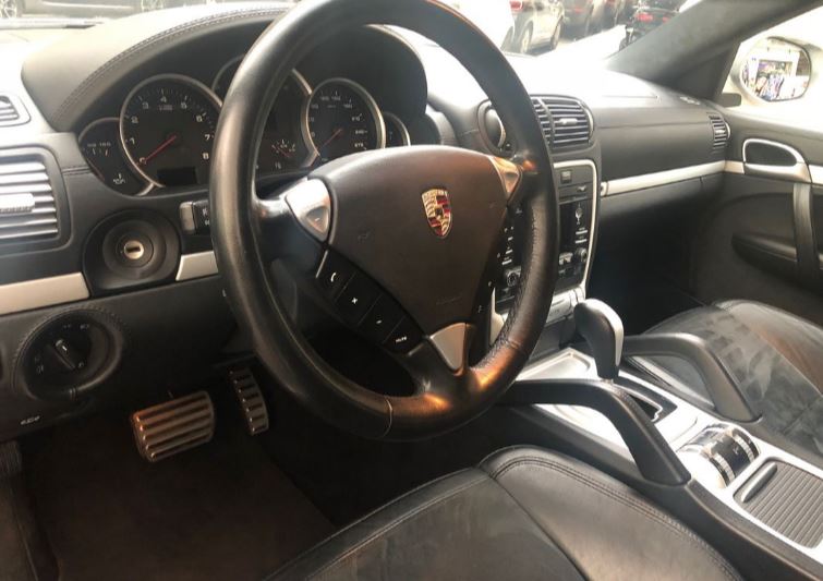 PORSCHE CAYENNE GTS 4.8 V8 Cayenn10