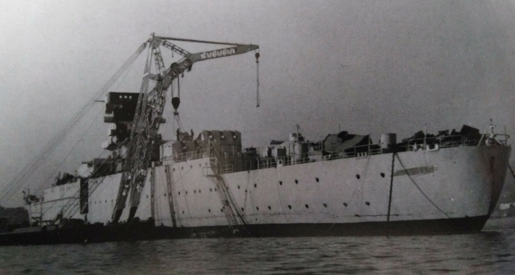 [Autre sujet Marine Nationale] Démantèlement, déconstruction des navires - TOME 2 - Page 8 Image_36