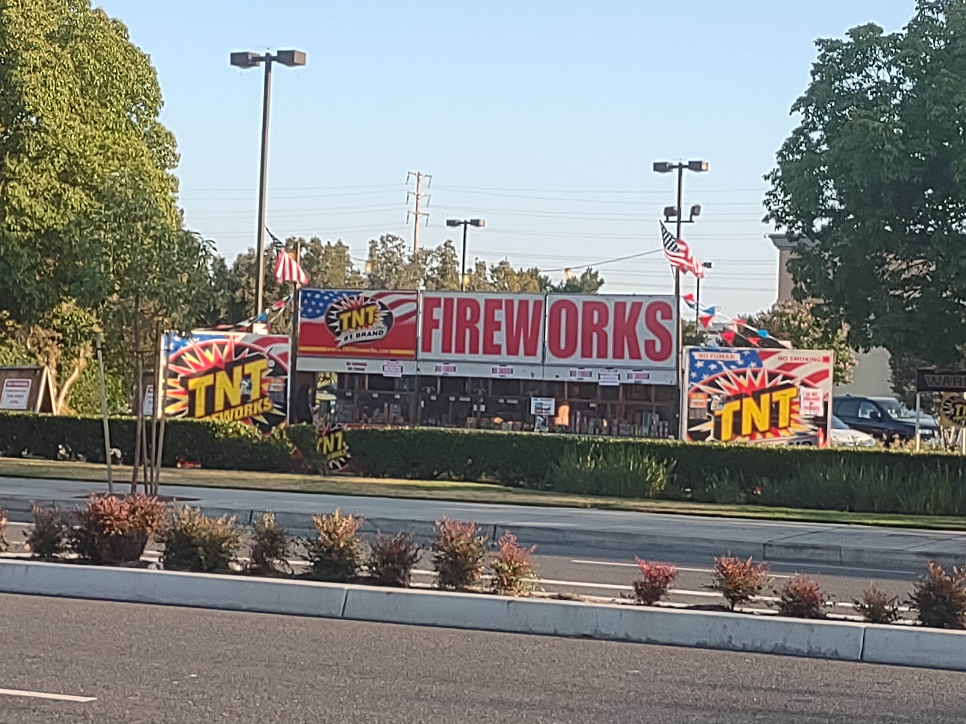 Fireworks stand Img_3478
