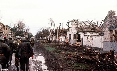 M-84a - Siège de Vukovar 1991 - Saynète terminée - Page 2 3516f010