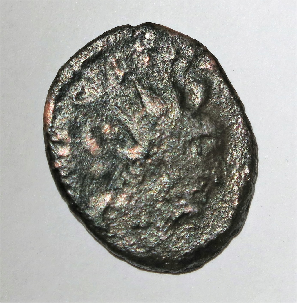 Antoniniano de Tétrico I. PAX AVG. Pax estante a izq. Roma. Clau10