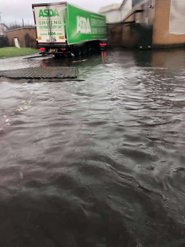 Is Asda Flooded Asda10