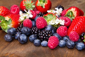 Les 10 meilleurs aliments pour élever votre vibration Fruits10