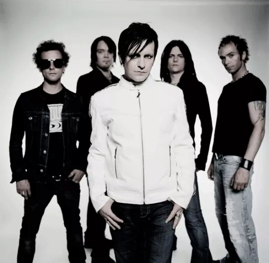 Apoptygma Berzerk 93e2a810