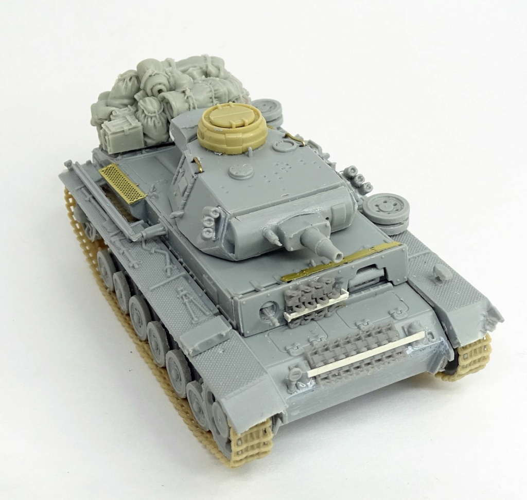 Panzer III N DAK.Dragon Dsc01438