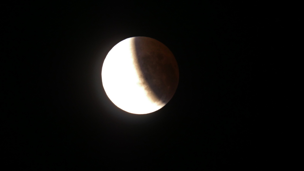 Eclipse de lune du 28 juillet 2018 vu depuis l'Antarctique suite 1 510